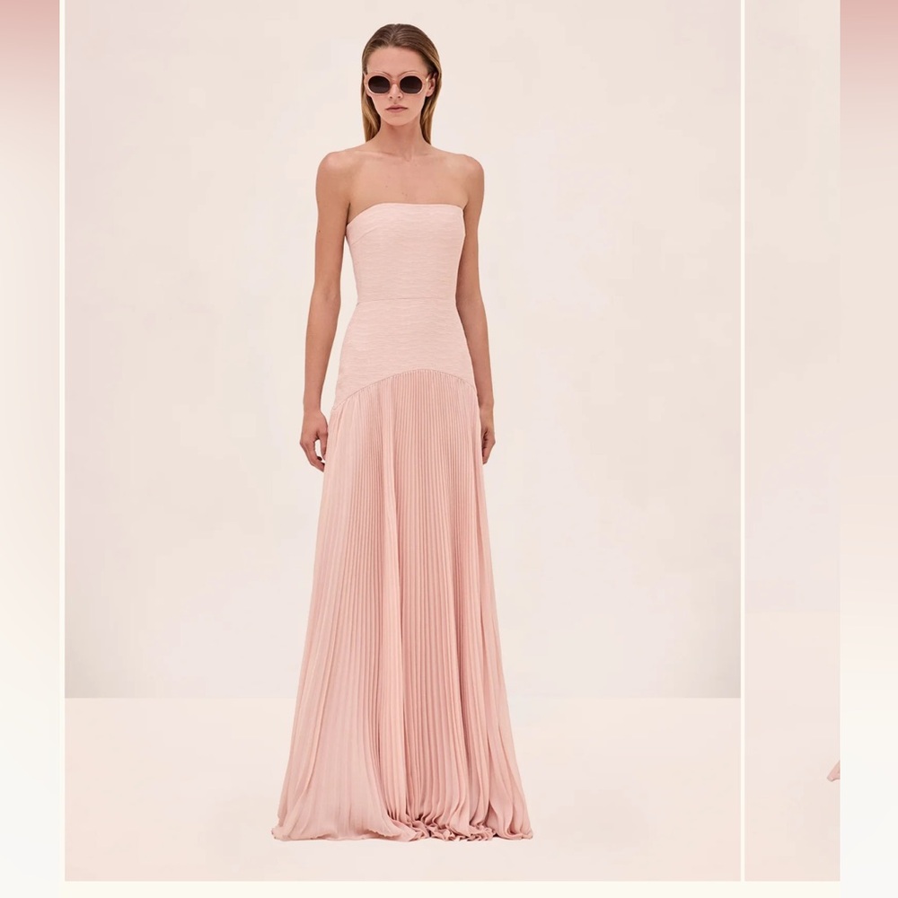 Alexis Sunniva Dress in Pink